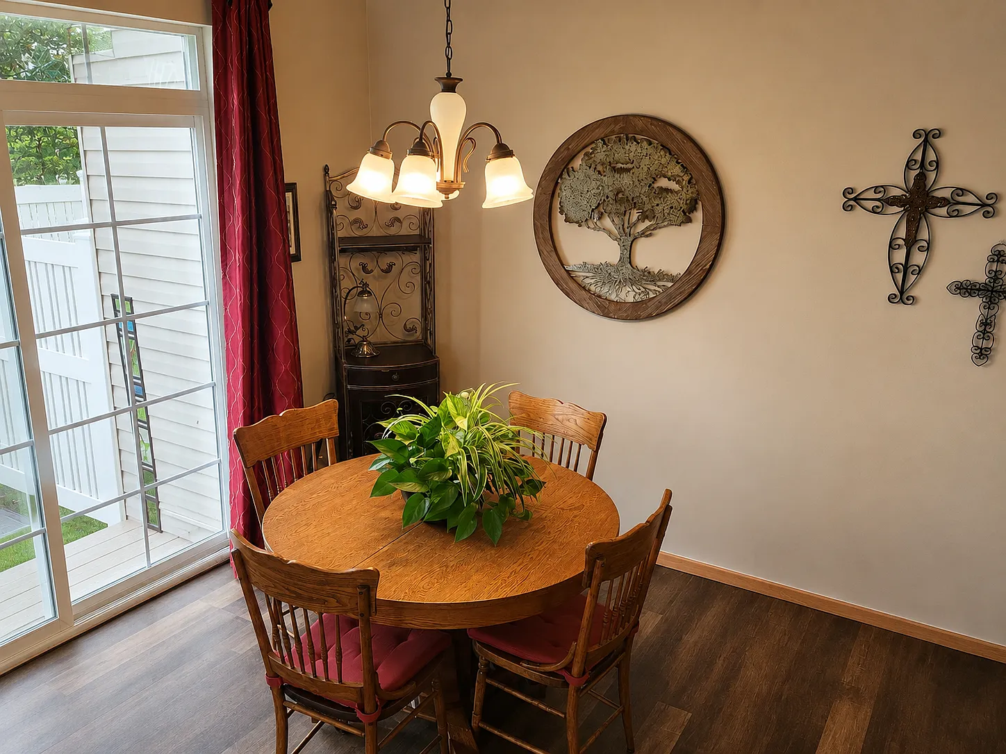 Stunning 3BR/3BA End Unit! — Photo 2