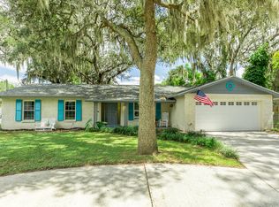 805 Heidi Rd, Seffner, FL 33584