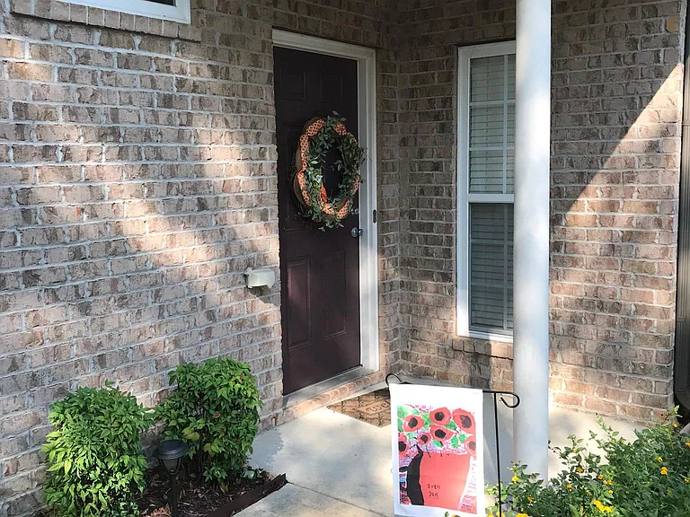 584 Reach Dr — Photo 2