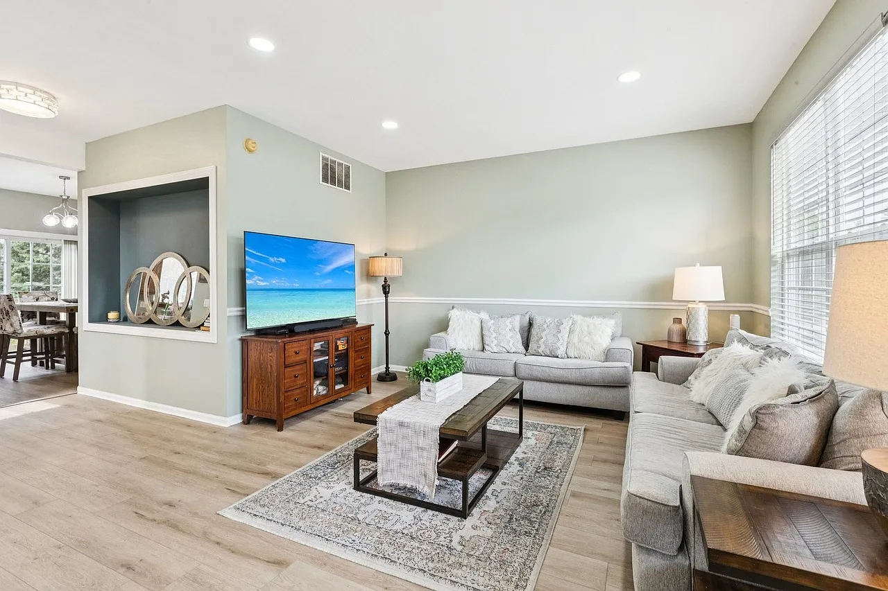 3 bed, 2.5 bath, 1588 sqft, $2,750 — Photo 4