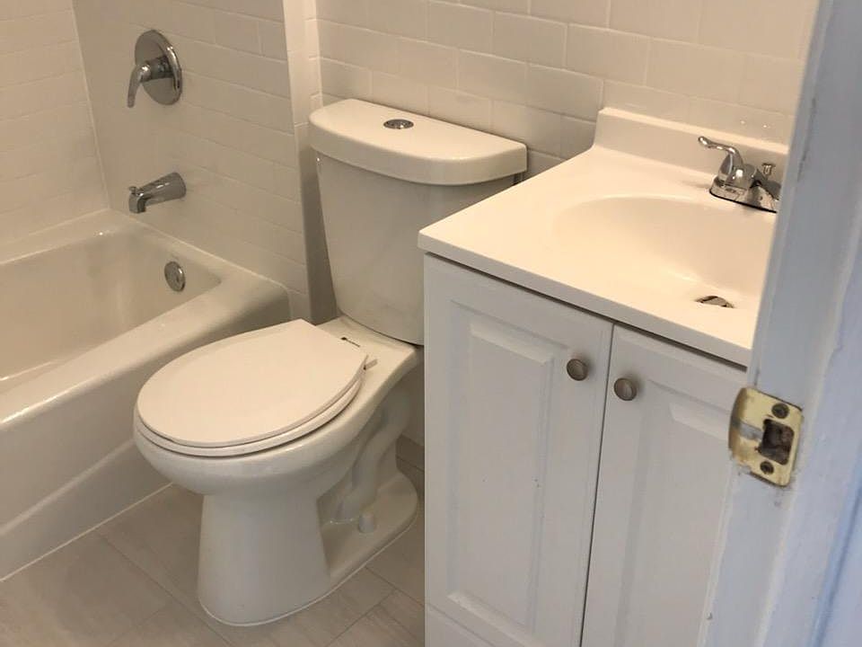 1st image of 149 Park Ave