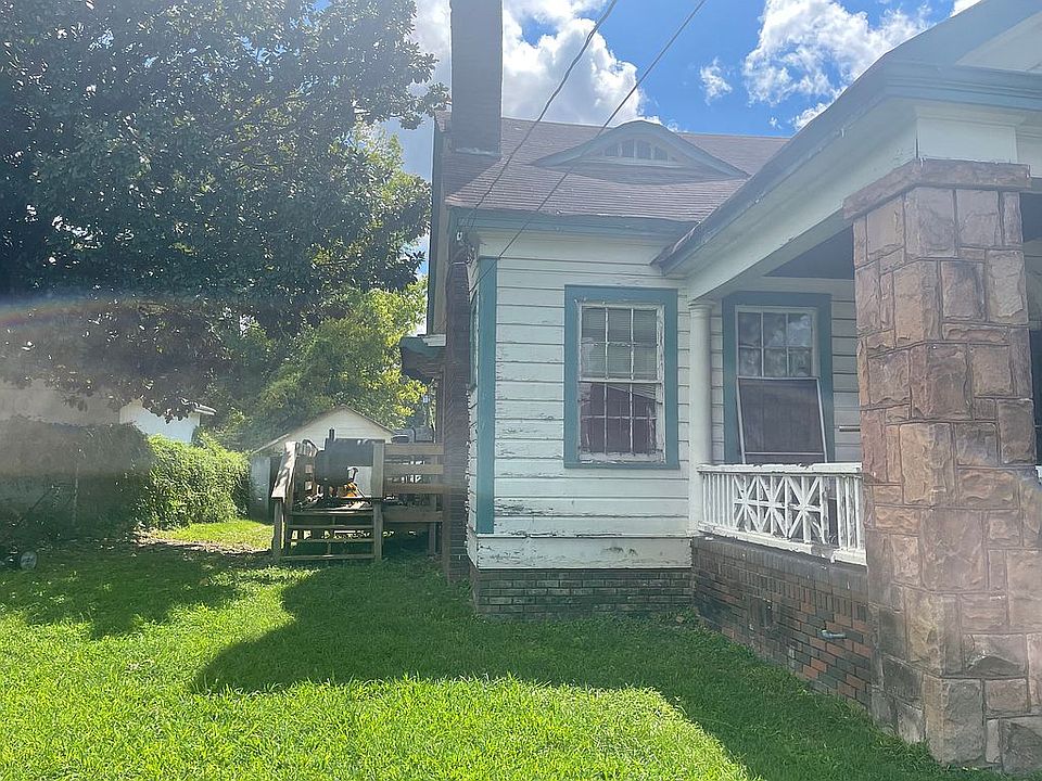 2nd image of 1737 28th St