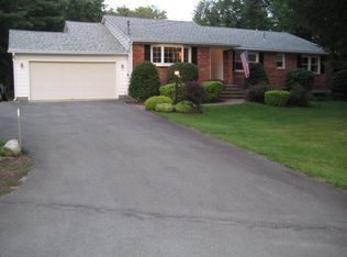 3 Acorn Dr, Burnt Hills, NY 12027