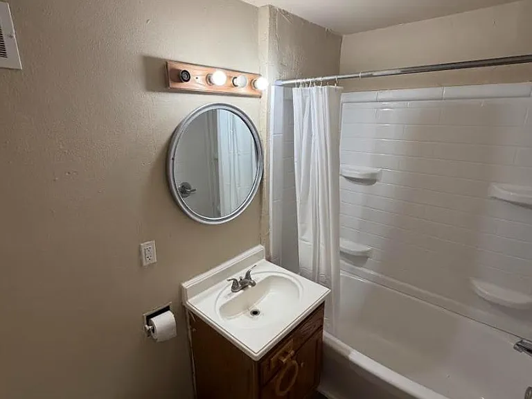 Unit Photo