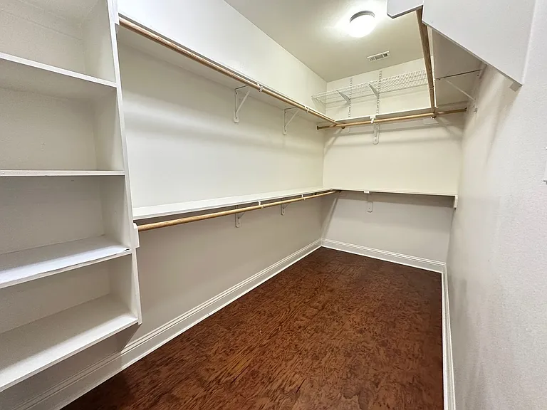 240 Danielle Dr — Photo 19
