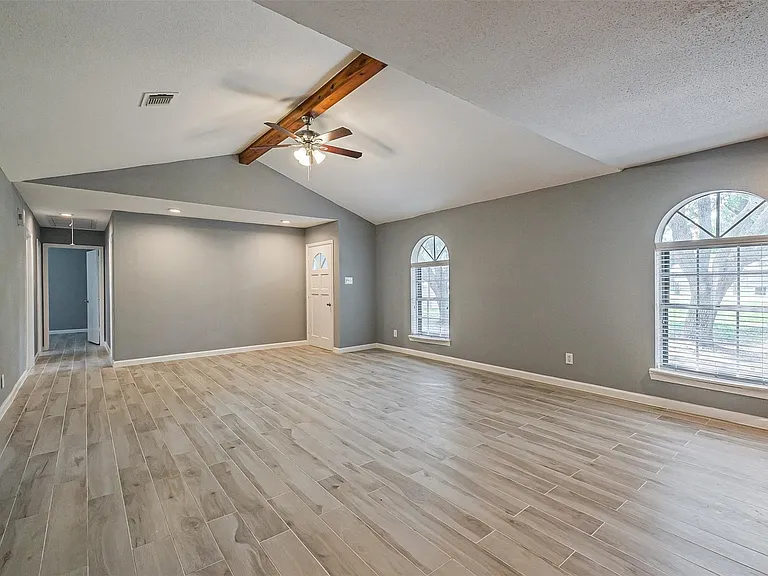 4319 Pine Meadow Dr — Photo 1