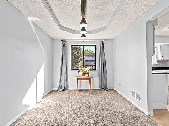 5th image of 1353 Abbeyhill Dr