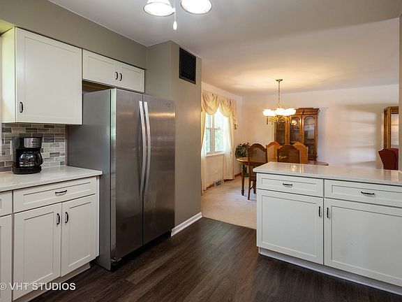 5th image of 6324 Honey Ln