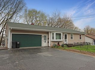 30 Allen Ave, Lewiston, ME 04240