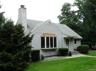 3695 Valleyview St, Mohegan Lake, NY 10547