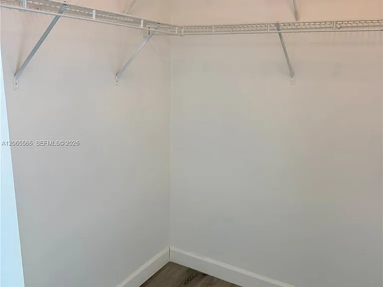 8010 N Nob Hill Rd #102 — Photo 10