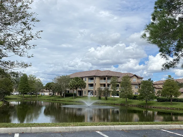 14036 Fairway Island Dr #1-1514 — Photo 2