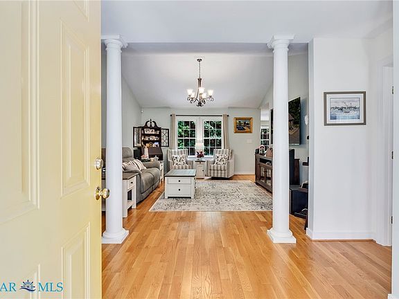 5th image of 5893 Crany Creek Dr