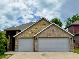 903 SW Caprington St, Bentonville, AR 72712