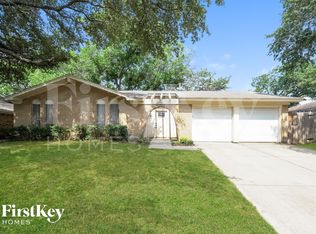 1409 Harrison Ln, Hurst, TX 76053