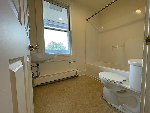 33 North St #5 — Photo 7