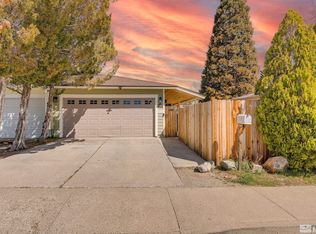 6825 Peppermint Dr, Reno, NV 89506
