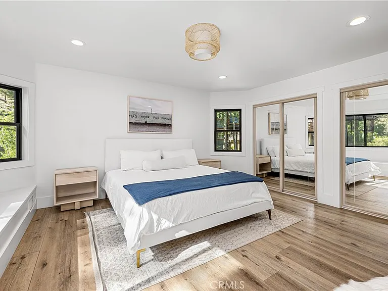 595 N Waterford Ave — Photo 23