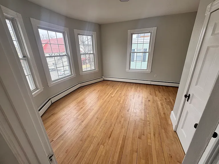 53 Nichols St #1 — Photo 7