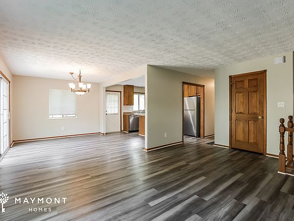 4th image of 4 Hyde Park Row