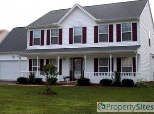 604 Sidney St, Hopewell, VA 23860