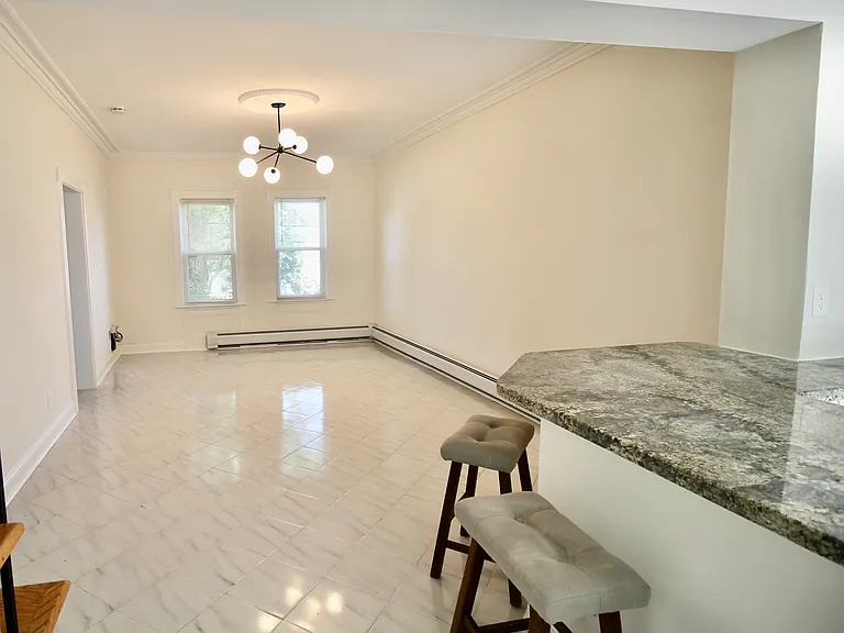 232-238 Claremont Ave #1 — Photo 2