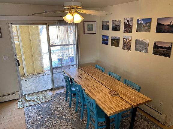 Dinning room. Our six person table fits nicely in here.