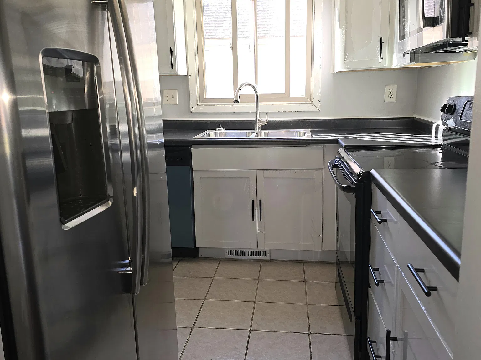 4 bed, 2.5 bath, 1630 sqft, $2,500 — Photo 4