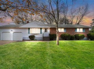 270 Flagler Ave, Stratford, CT 06614