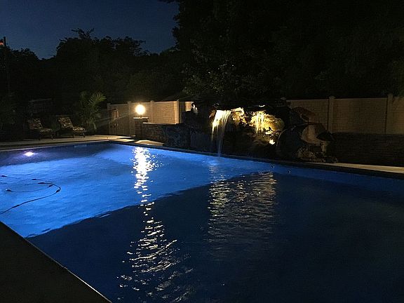 Beautiful lighted pool and w