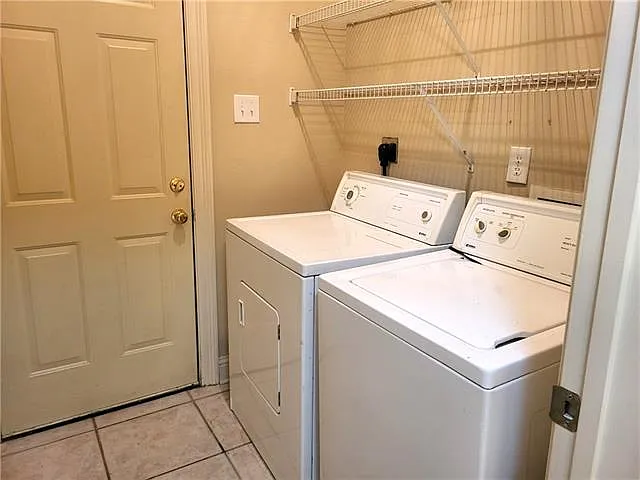 172 Remmy Ct — Photo 8