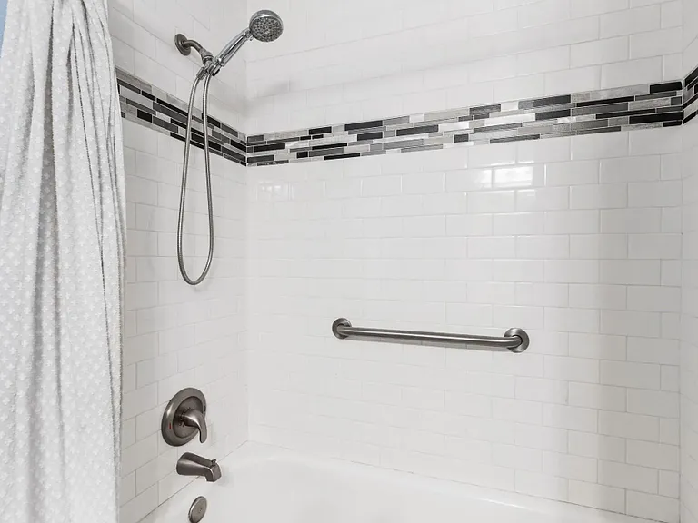 1109 Tobie Layne St — Photo 20