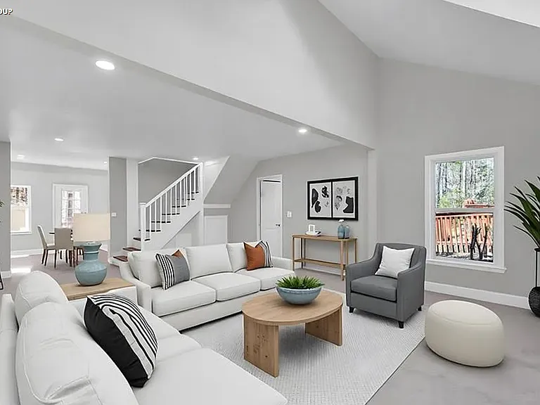 127 Mountainside Dr E — Photo 3