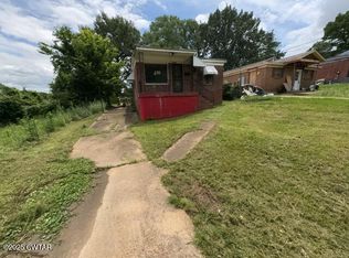 1473 Carlton Rd, Memphis, TN 38106