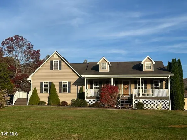 282 Sprucy Ln, Mountain City, TN 37683