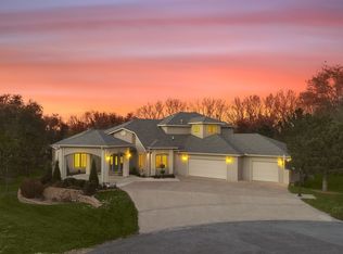 2490 Maclean Cir, Salina, KS 67401