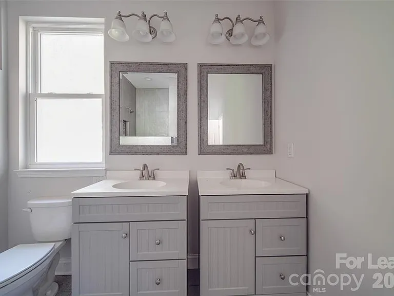 112 Rockwell Ct — Photo 10