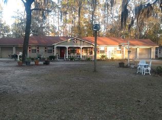 98 Bluff Rd, Jesup, GA 31545