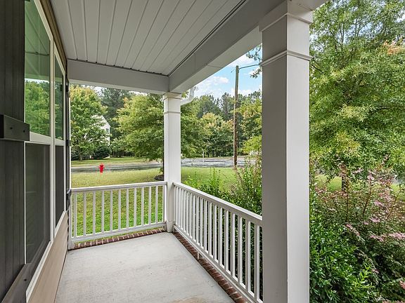 3rd image of 4615 Coral Dr