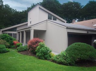 27 Talcott Rd, Rye Brook, NY 10573