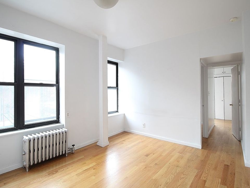 1st image of 132 2nd Ave #B2