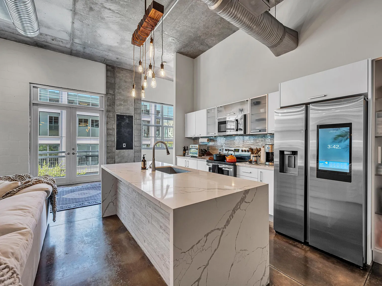 Avenue Lofts — Photo 4