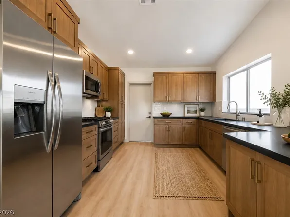 4312 Yorkwood Dr, North Las Vegas, NV 89032