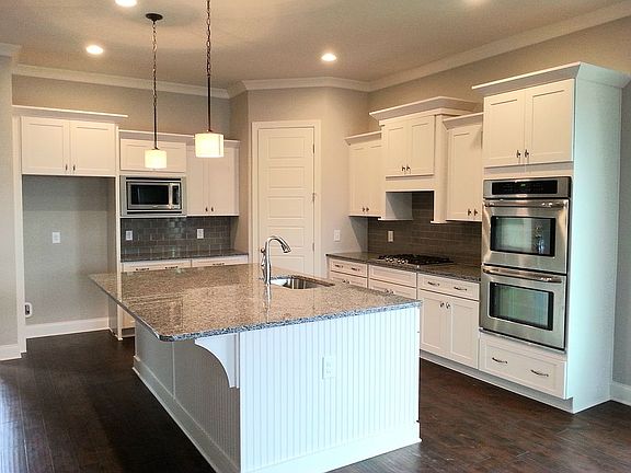 Gas Cooktop & Double Ovens