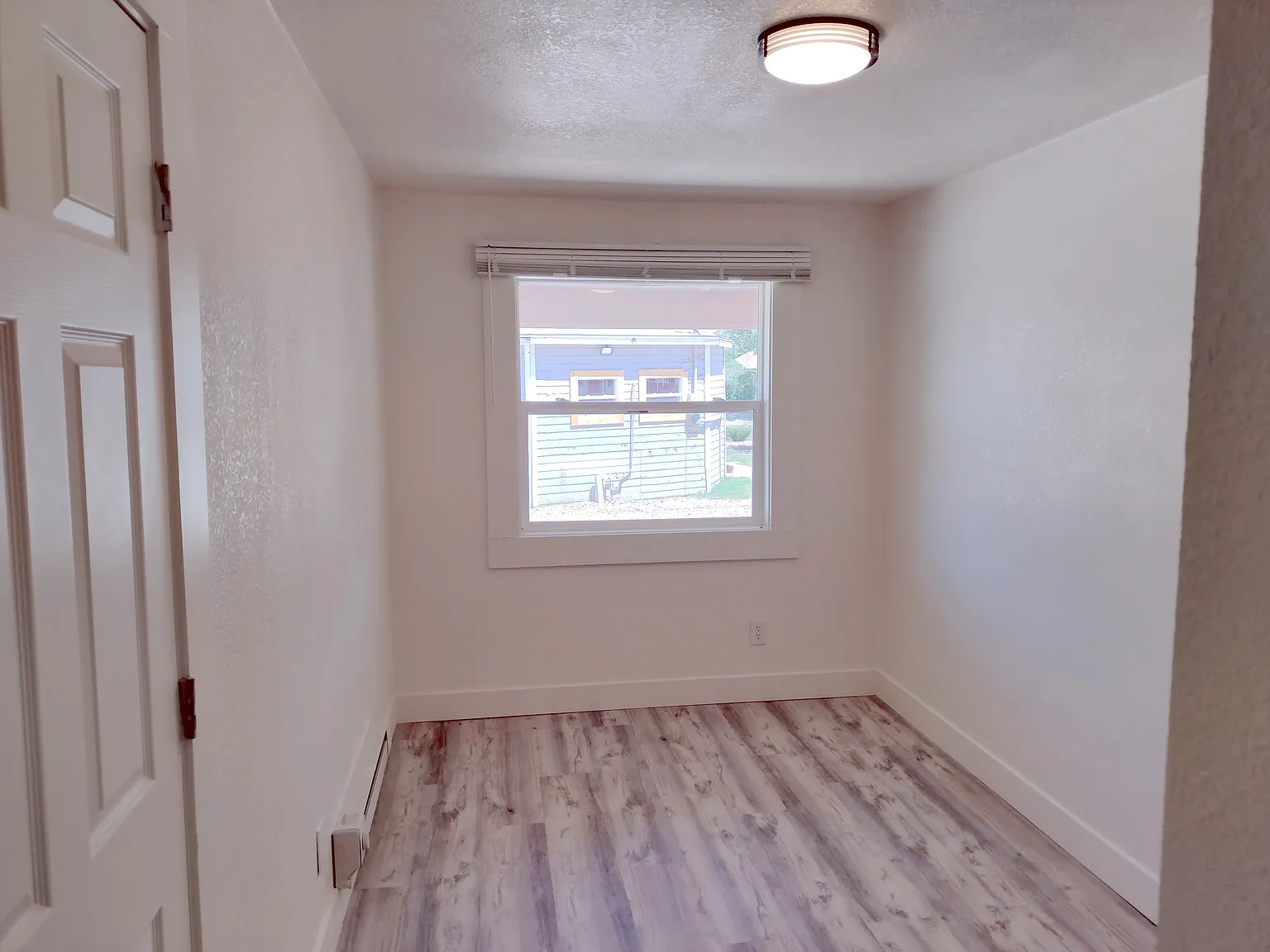 1 bed, $1,100 — Photo 3