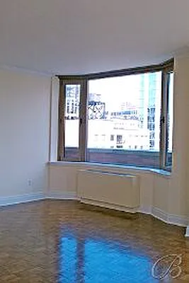 Rented by Bellmarc Realty | media 8