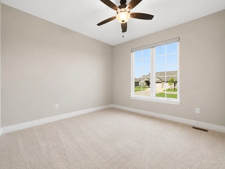3616 N Crest Ct — Photo 10