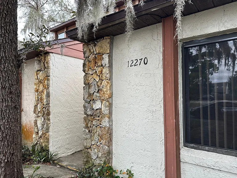 12270 Fox Hound Ln — Photo 2