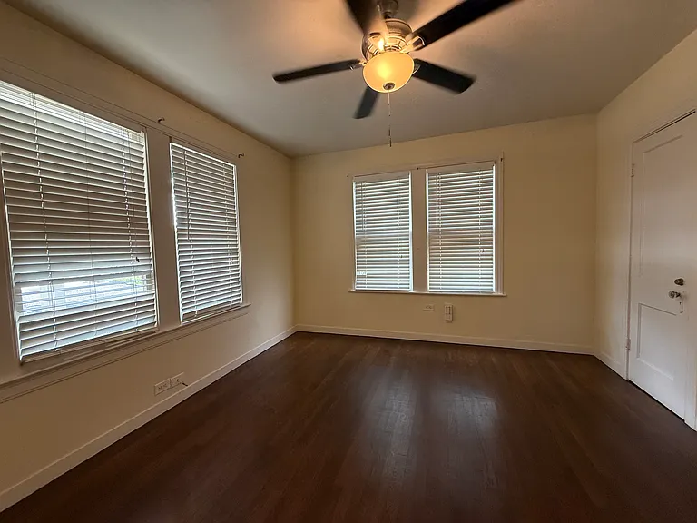 6711 Broadway St #6711 — Photo 22