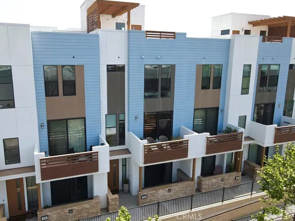 1684 Pomona Ave, Costa Mesa, CA 92627